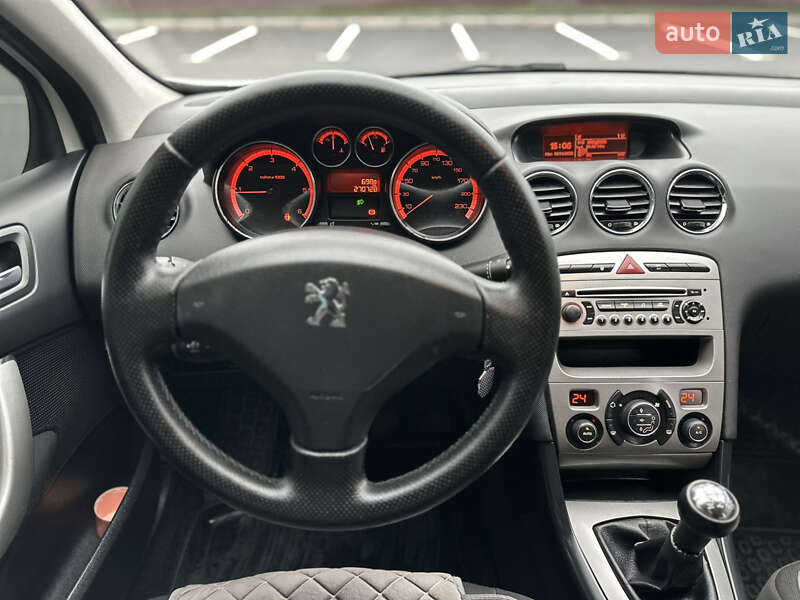 Универсал Peugeot 308 2011 в Умани фото 14 Универсал Peugeot 308 2011 в Умани