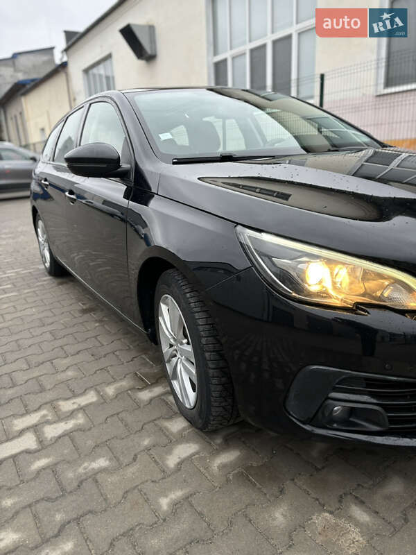 Универсал Peugeot 308 2019 в Львове фото 3 Универсал Peugeot 308 2019 в Львове