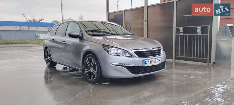 Универсал Peugeot 308 2015 в Боярке