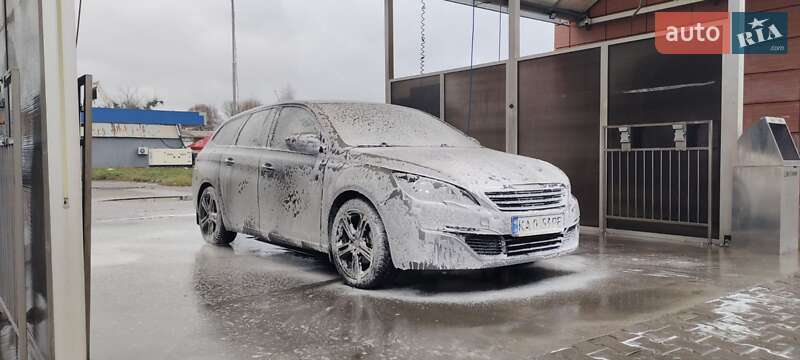 Универсал Peugeot 308 2015 в Боярке