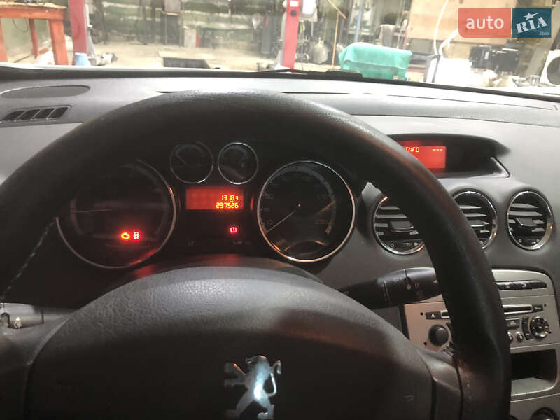 Универсал Peugeot 308 2008 в Николаеве фото 6 Универсал Peugeot 308 2008 в Николаеве