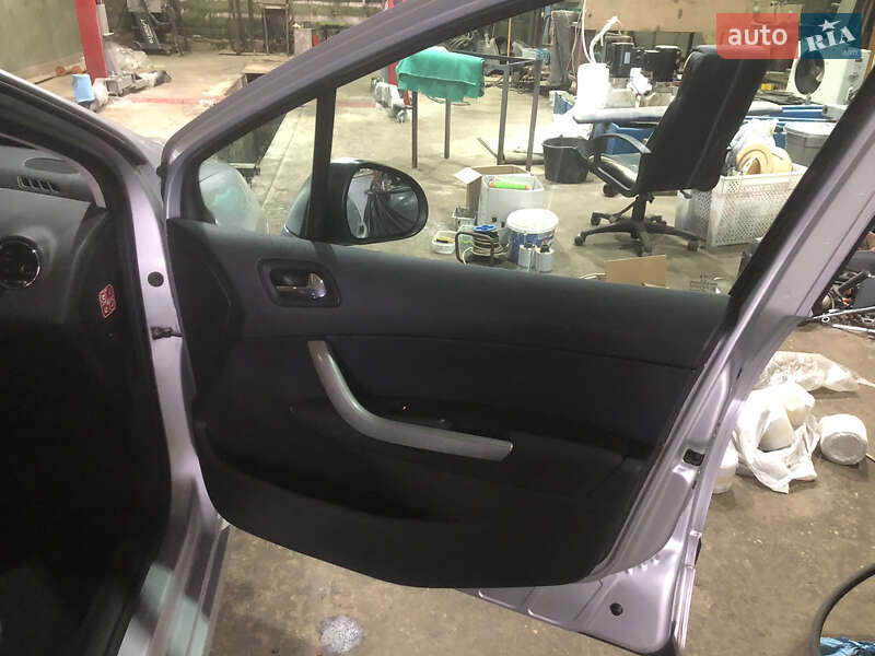 Универсал Peugeot 308 2008 в Николаеве фото 19 Универсал Peugeot 308 2008 в Николаеве