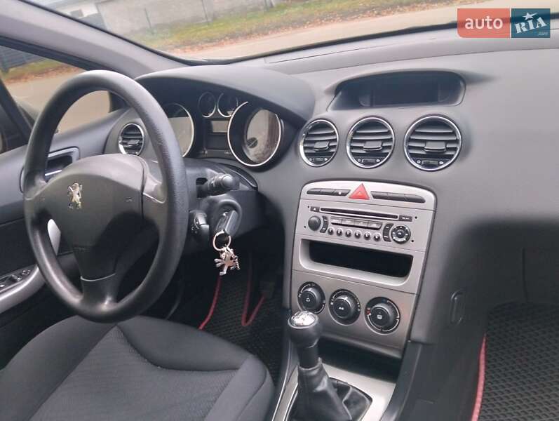Хэтчбек Peugeot 308 2011 в Сумах фото 25 Хэтчбек Peugeot 308 2011 в Сумах