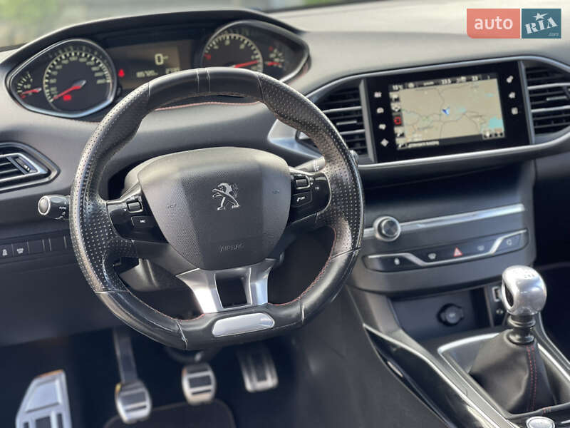 Универсал Peugeot 308 2015 в Стрые