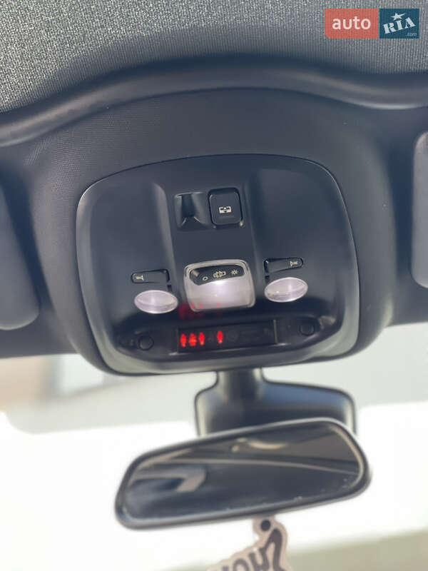 Универсал Peugeot 308 2015 в Стрые