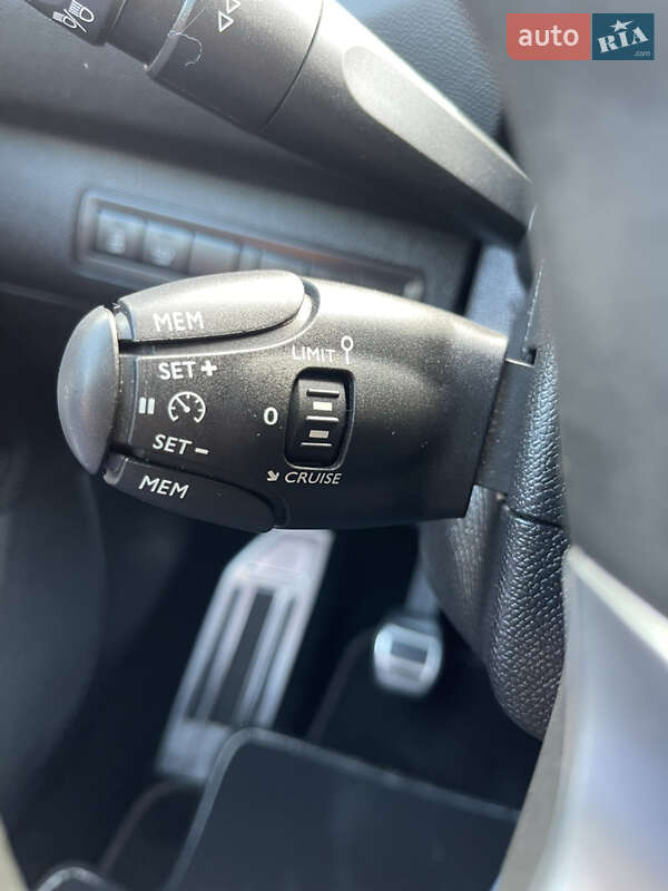 Универсал Peugeot 308 2015 в Стрые