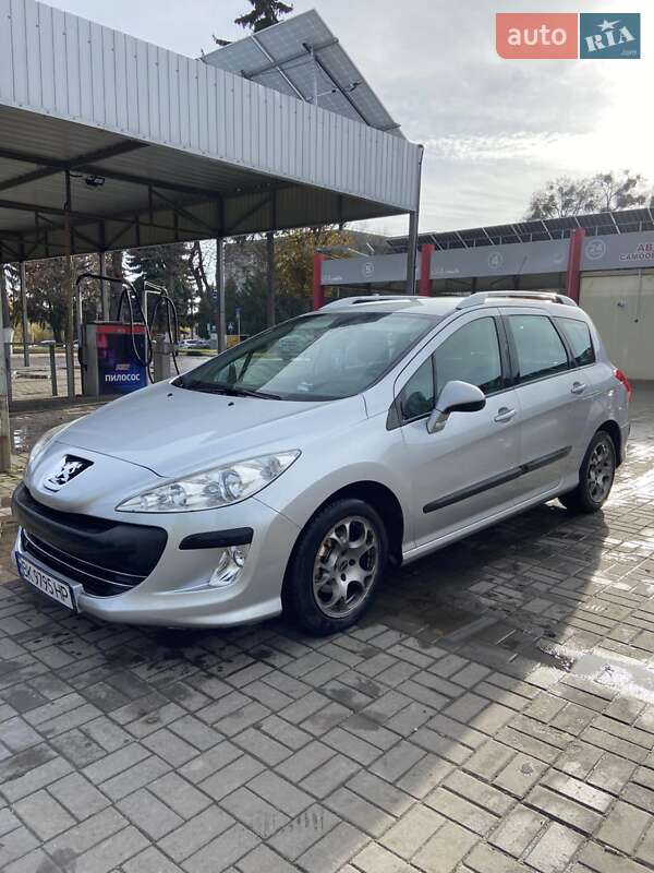 Универсал Peugeot 308 2009 в Дубно