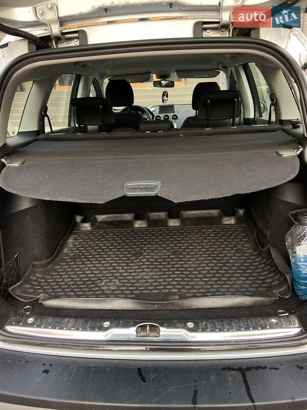 Универсал Peugeot 308 2009 в Дубно