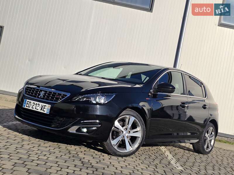 Хэтчбек Peugeot 308 2017 в Ивано-Франковске