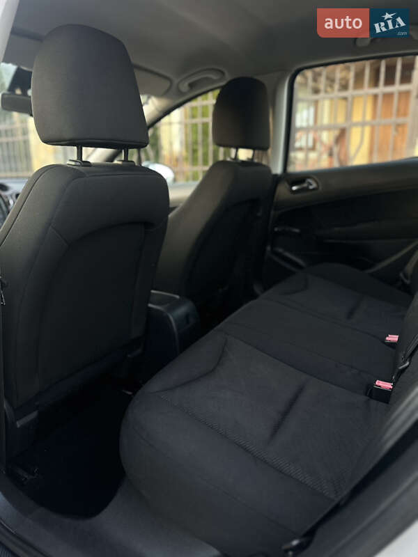 Хэтчбек Peugeot 308 2011 в Коломые