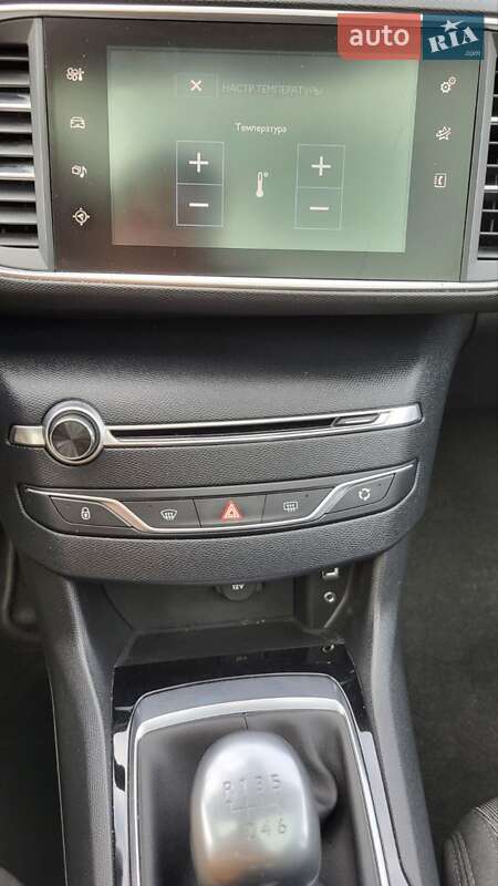 Универсал Peugeot 308 2015 в Житомире фото 21 Универсал Peugeot 308 2015 в Житомире