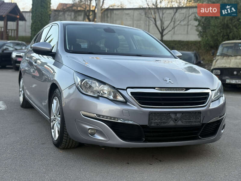 Универсал Peugeot 308 2015 в Ровно