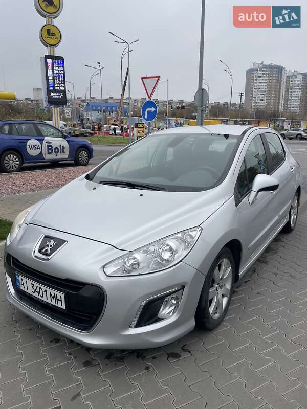 Peugeot 308 2011 Peugeot 308 2011