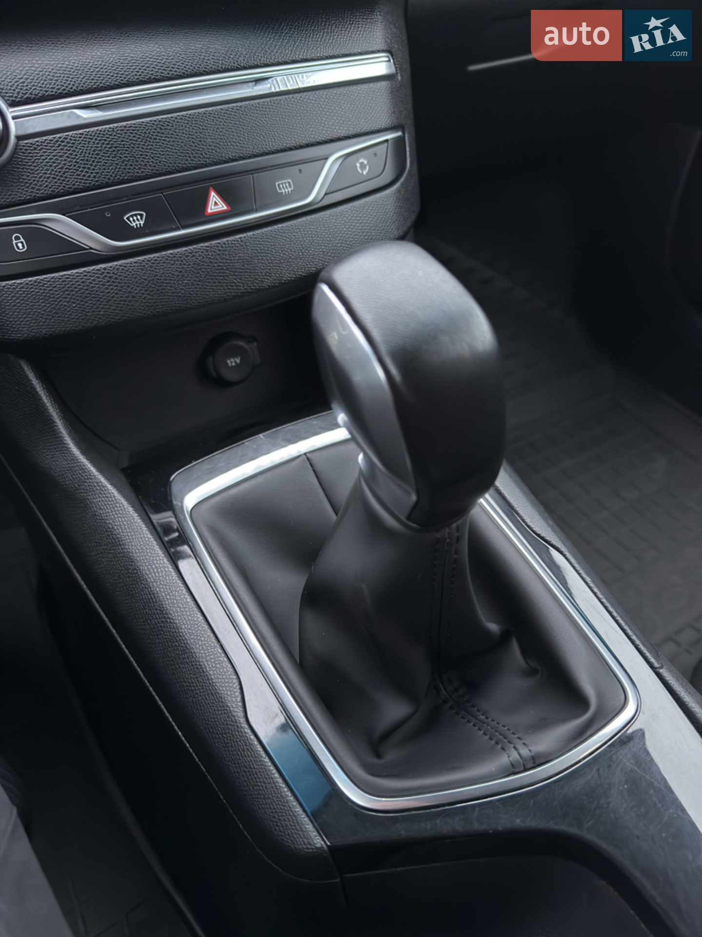 2015 Peugeot 308 - мініатюра 25