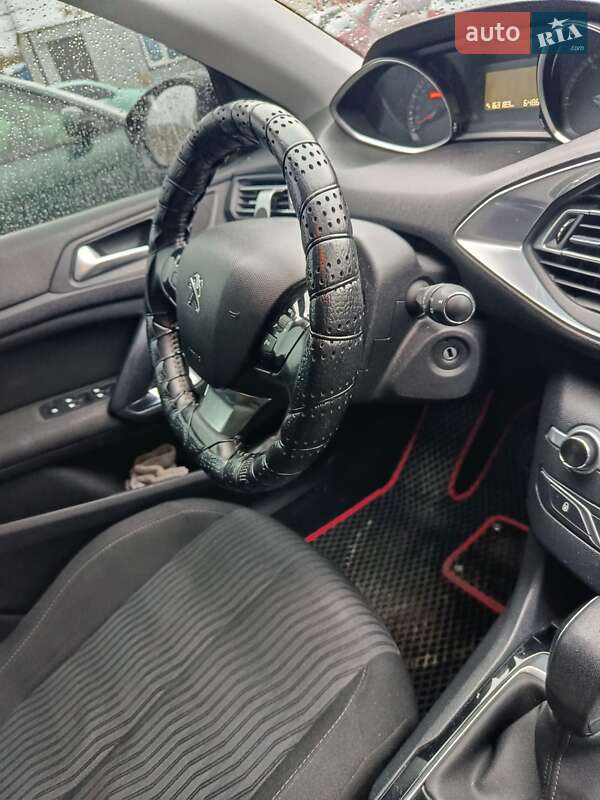 Универсал Peugeot 308 2015 в Львове фото 33 Универсал Peugeot 308 2015 в Львове