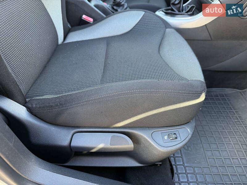 Универсал Peugeot 308 2012 в Стрые фото 34 Универсал Peugeot 308 2012 в Стрые