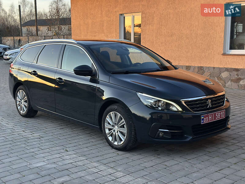 Универсал Peugeot 308 2018 в Бродах