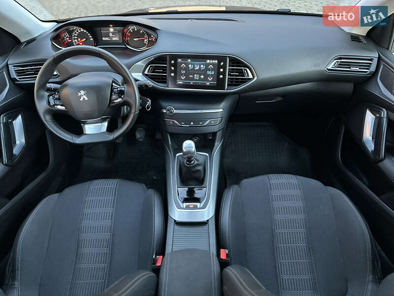 Универсал Peugeot 308 2018 в Бродах