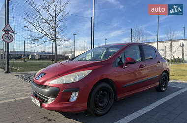 Хэтчбек Peugeot 308 2008 в Мукачево