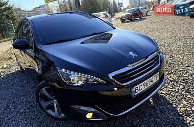 Універсал Peugeot 308 2015 в Трускавці