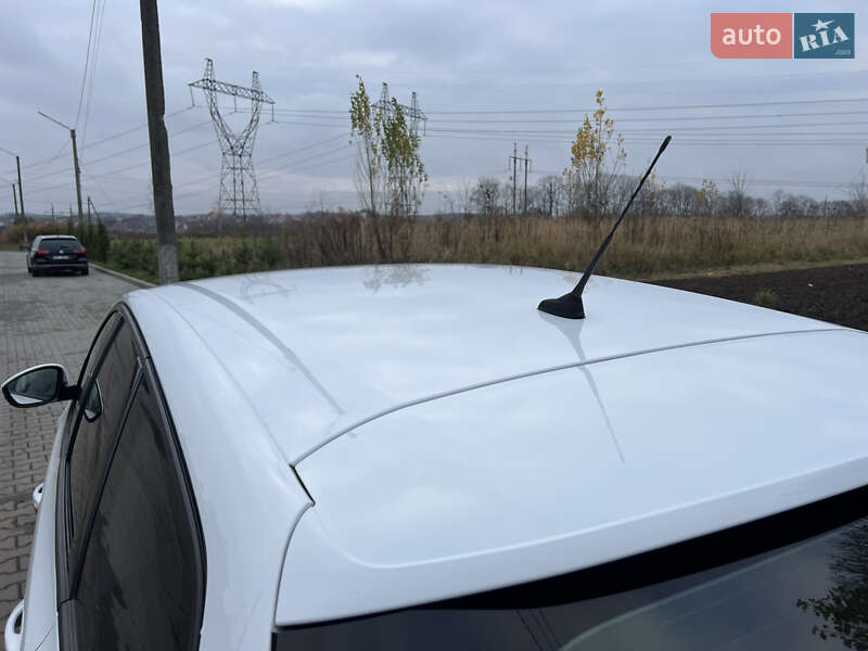 Универсал Peugeot 308 2015 в Ровно