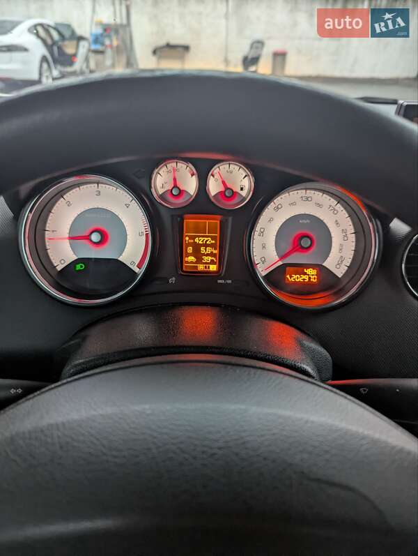 Универсал Peugeot 308 2009 в Здолбунове