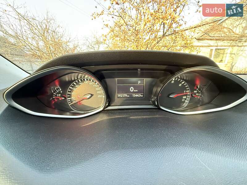 Универсал Peugeot 308 2016 в Каменском