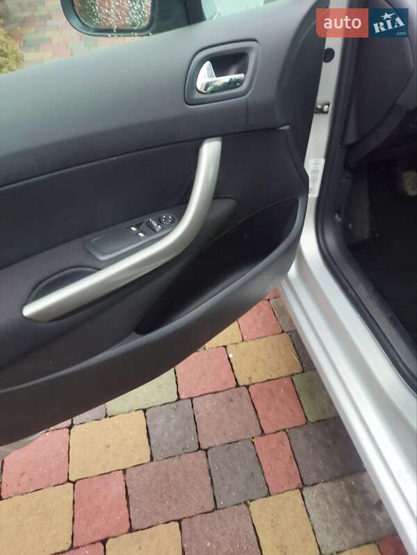 Хэтчбек Peugeot 308 2008 в Луцке фото 12 Хэтчбек Peugeot 308 2008 в Луцке