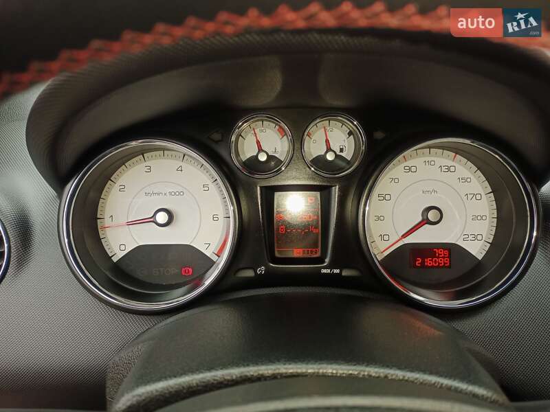 Хэтчбек Peugeot 308 2008 в Ромнах