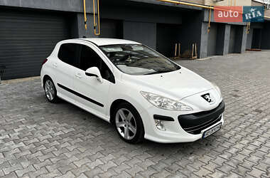 Хэтчбек Peugeot 308 2009 в Виннице