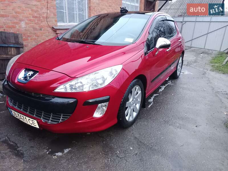 Хэтчбек Peugeot 308 2008 в Ромнах