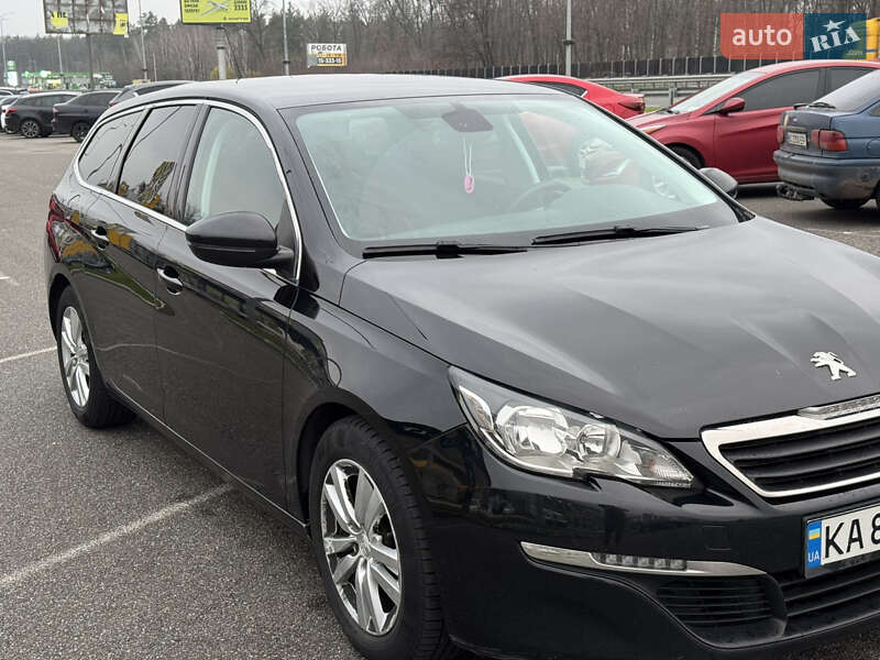 Универсал Peugeot 308 2015 в Киеве