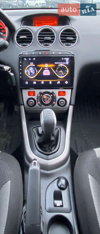 Хэтчбек Peugeot 308 2010 в Ровно