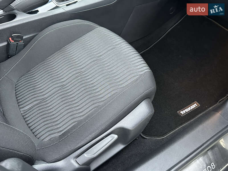 Хэтчбек Peugeot 308 2015 в Одессе фото 44 Хэтчбек Peugeot 308 2015 в Одессе