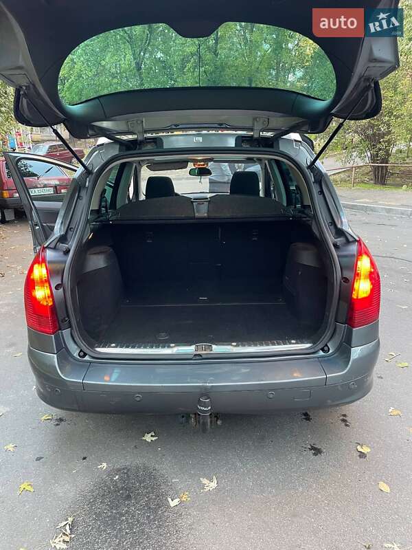 Универсал Peugeot 308 2011 в Киеве