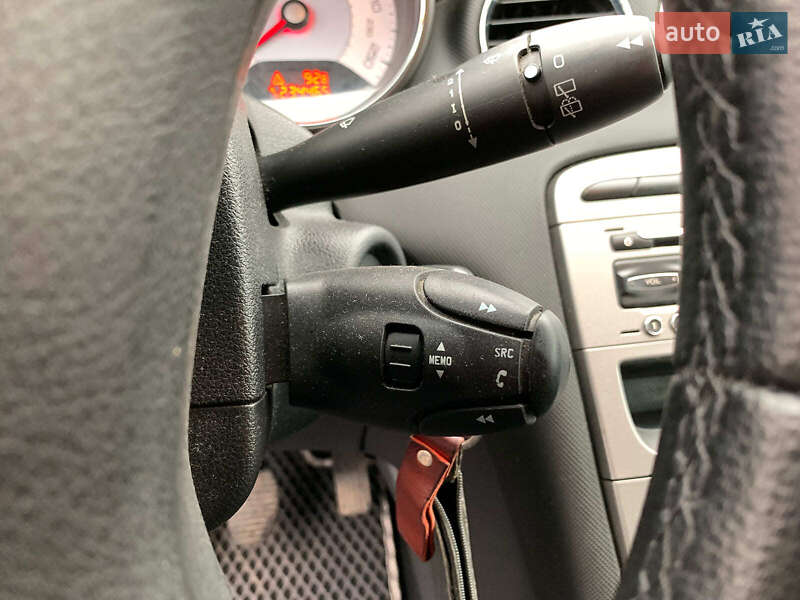 Универсал Peugeot 308 2010 в Виннице