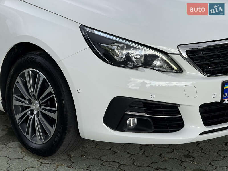 Универсал Peugeot 308 2021 в Дубно