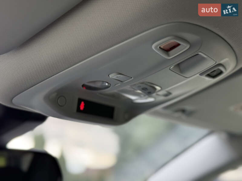 Универсал Peugeot 308 2021 в Дубно