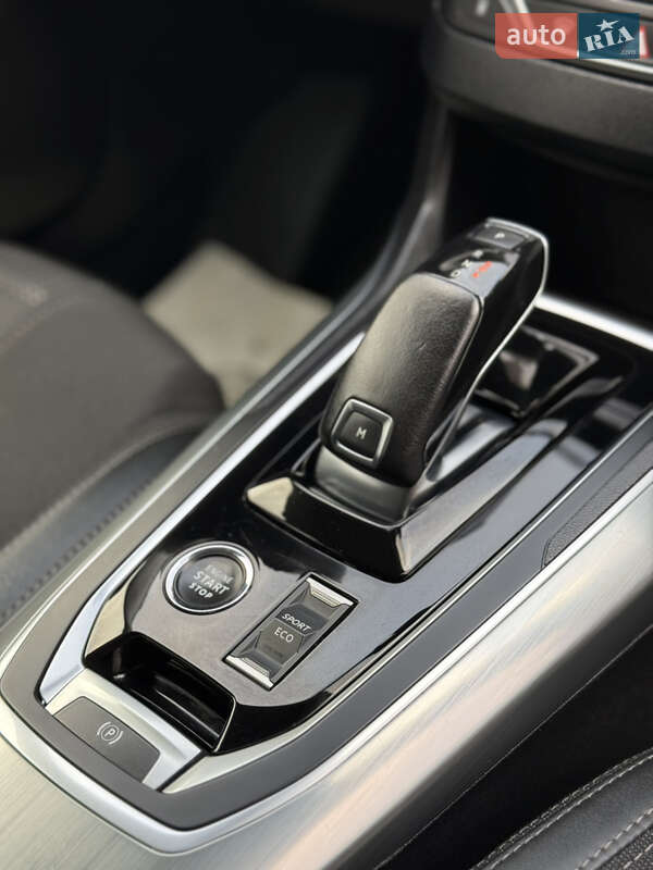 Универсал Peugeot 308 2021 в Дубно