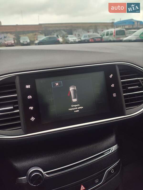 Универсал Peugeot 308 2015 в Луцке фото 57 Универсал Peugeot 308 2015 в Луцке