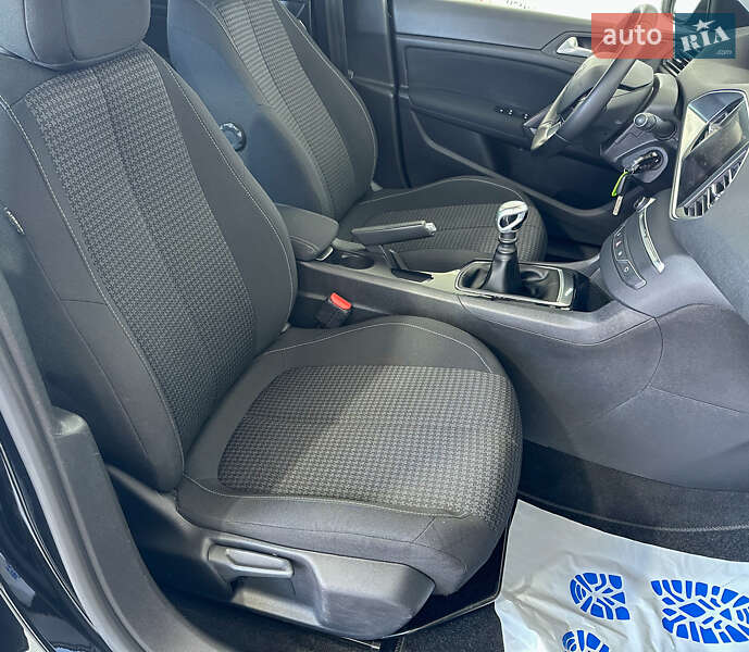 Универсал Peugeot 308 2019 в Львове фото 9 Универсал Peugeot 308 2019 в Львове