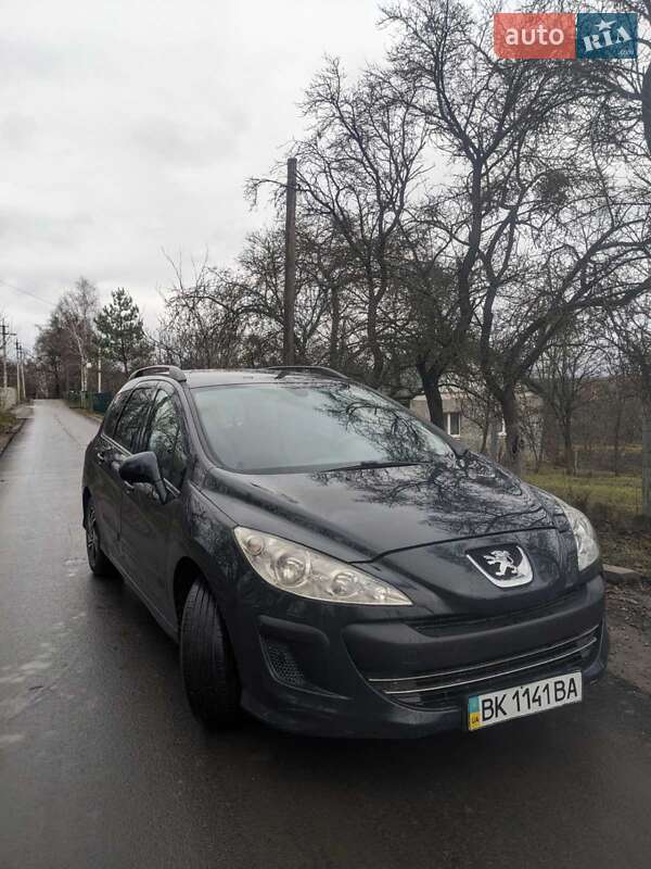 Peugeot 308 2010