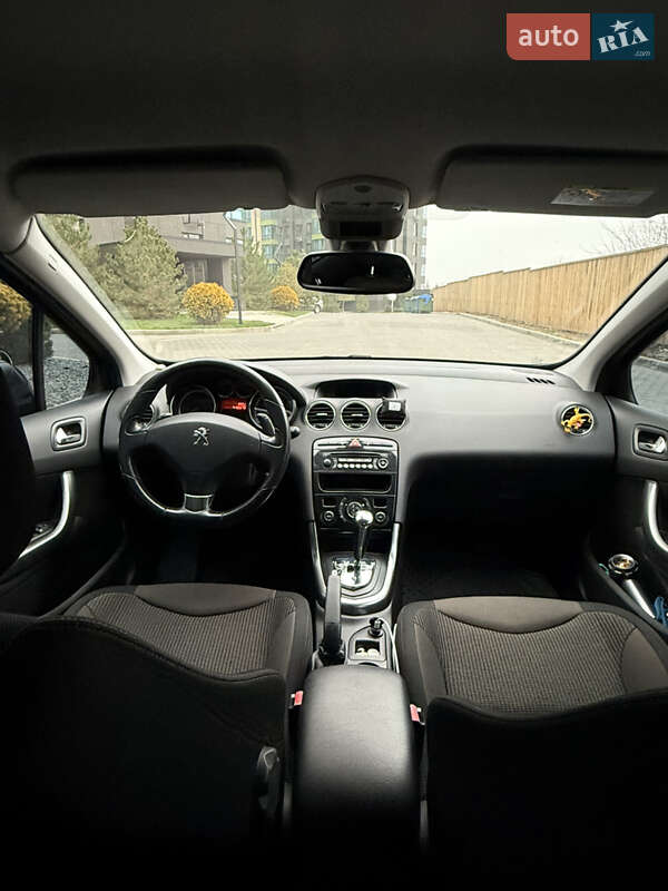 Хэтчбек Peugeot 308 2013 в Киеве фото 9 Хэтчбек Peugeot 308 2013 в Киеве
