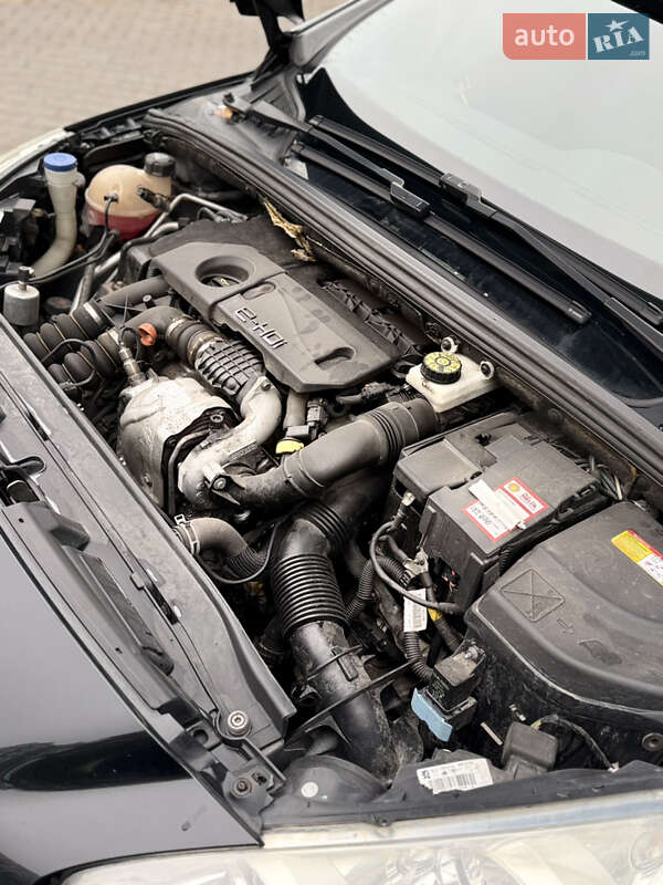 Хэтчбек Peugeot 308 2013 в Киеве фото 16 Хэтчбек Peugeot 308 2013 в Киеве