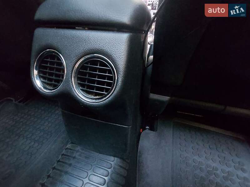 Хетчбек Peugeot 308 2012 в Львові