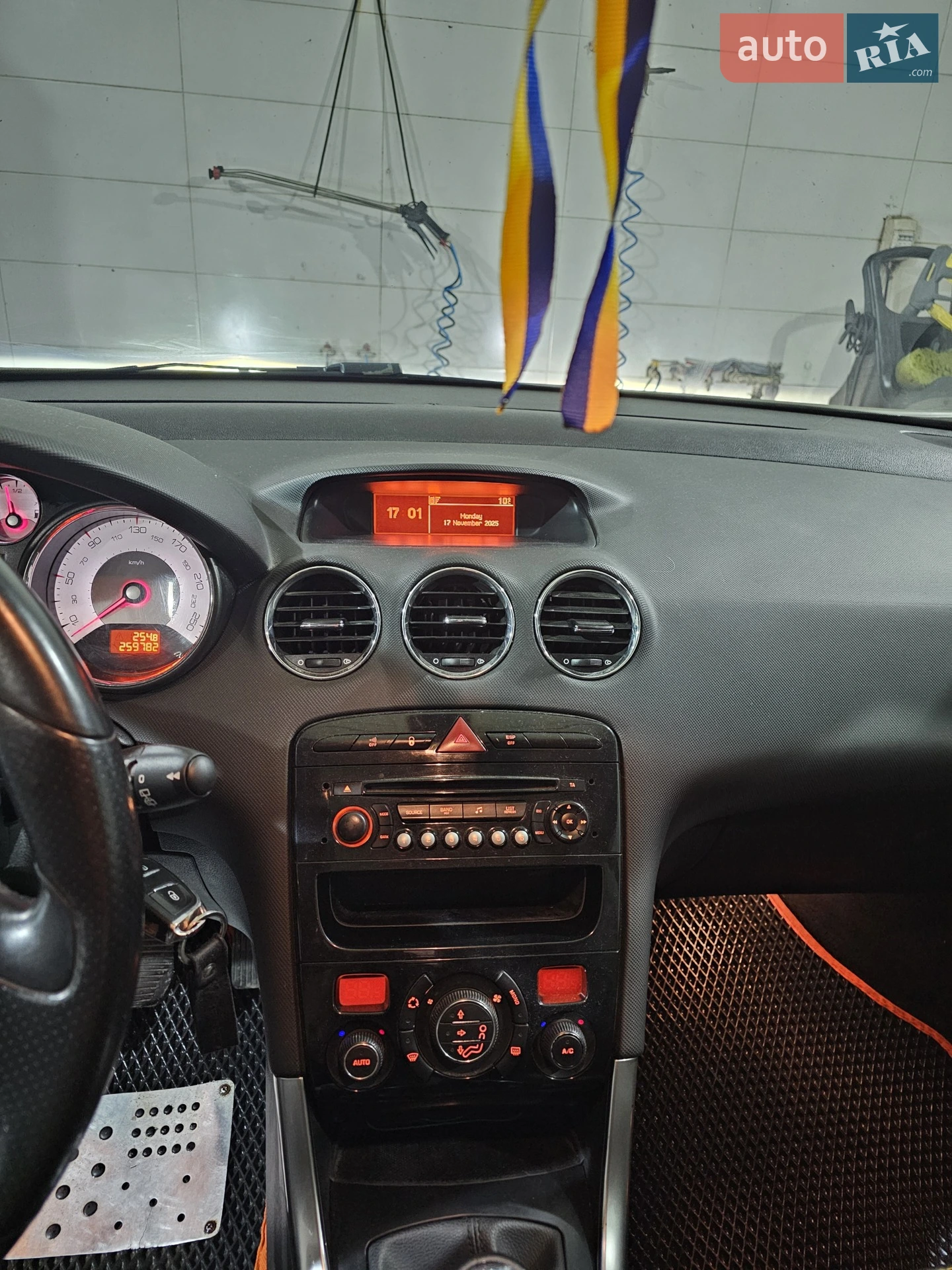 2012 Peugeot 308 - мініатюра 17