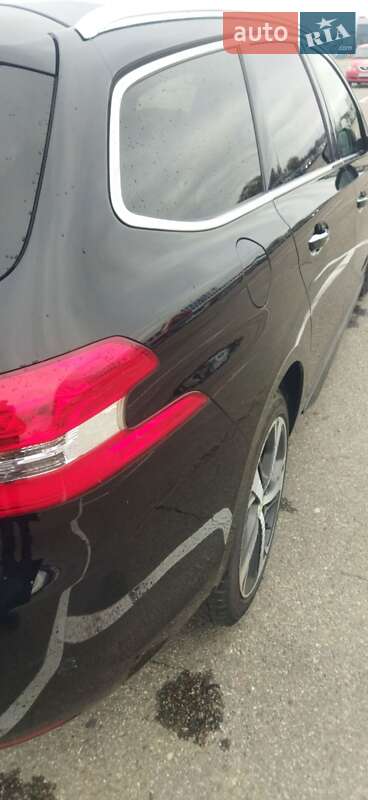 Универсал Peugeot 308 2015 в Львове