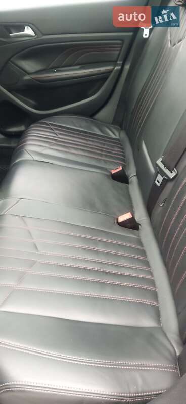 Универсал Peugeot 308 2015 в Львове