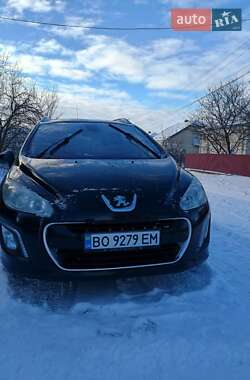 Універсал Peugeot 308 2011 в Тернополі