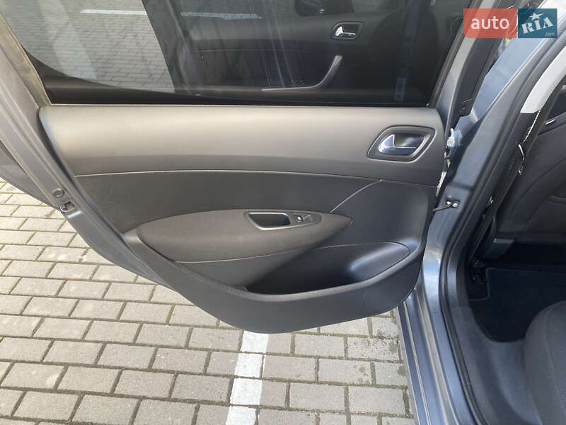 Хэтчбек Peugeot 308 2007 в Дрогобыче фото 12 Хэтчбек Peugeot 308 2007 в Дрогобыче